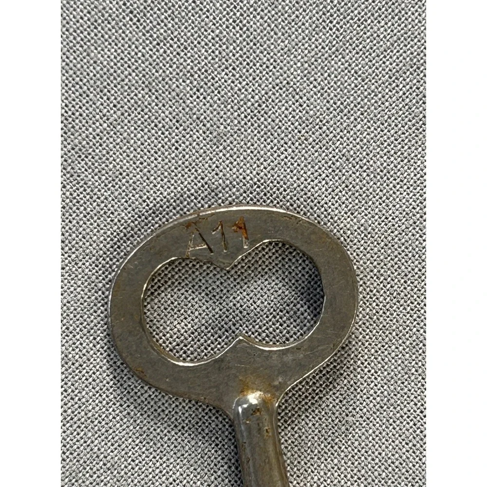 Vintage Skeleton Key 2 5/8